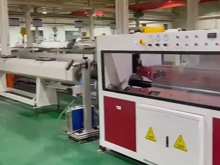 生產(chǎn)車(chē)間